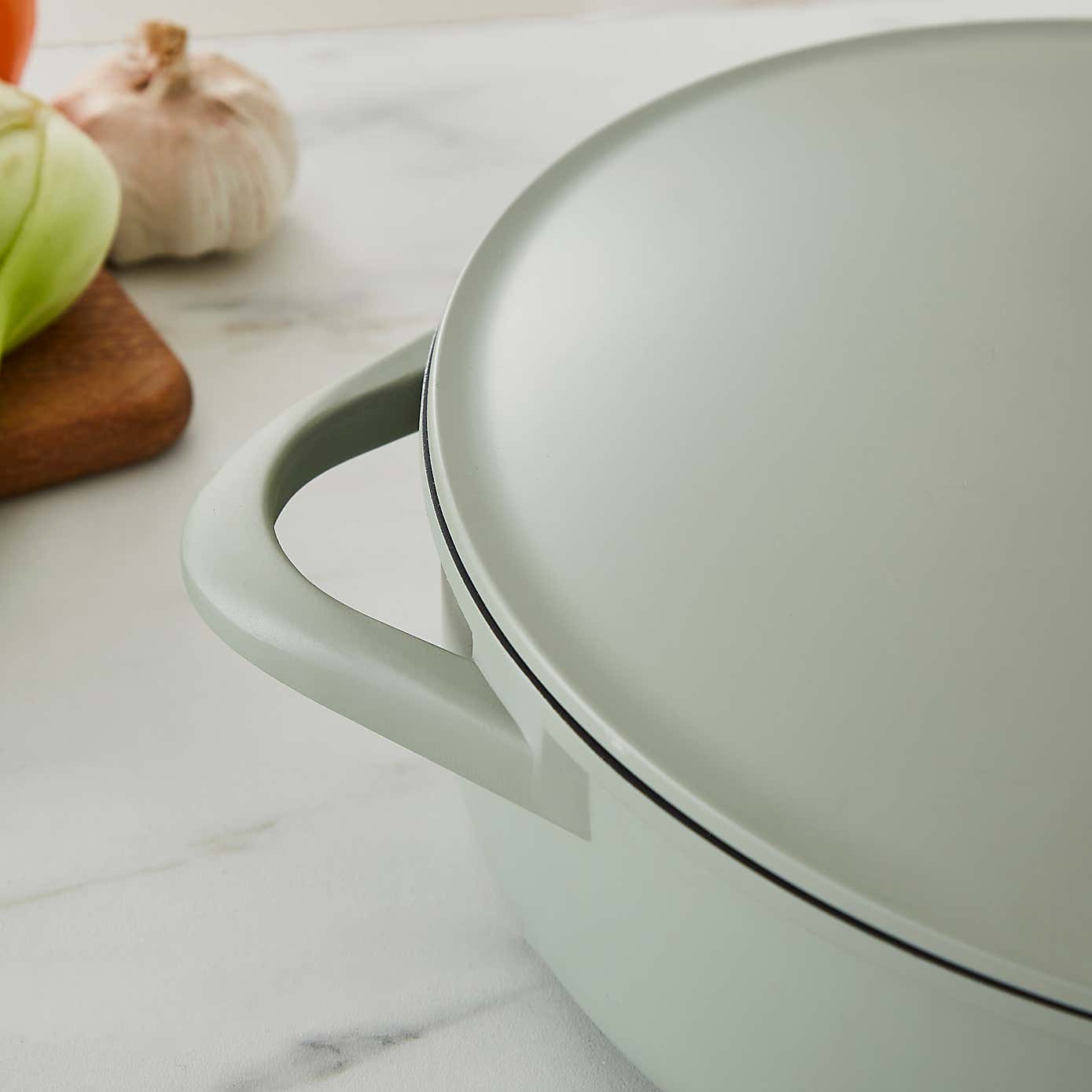 Cast Aluminium Shallow Casserole Dish, 28cm