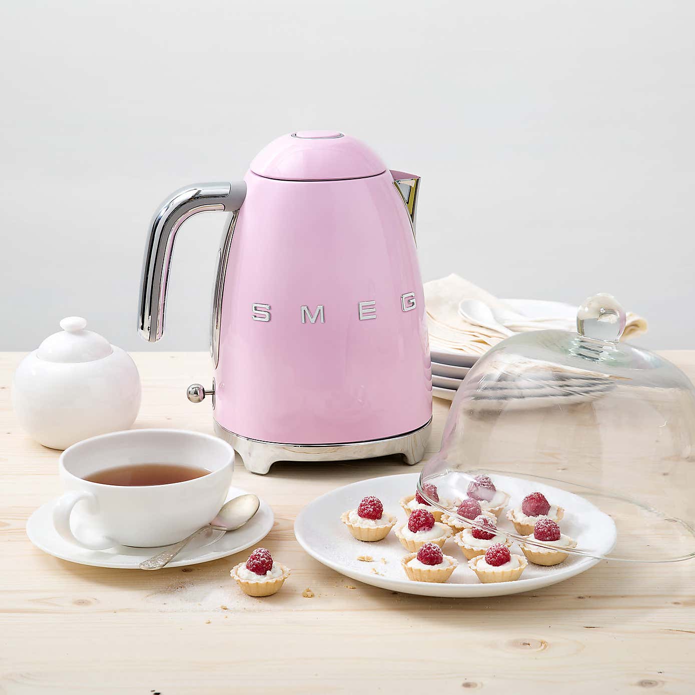 SMEG Retro Electric Kettle