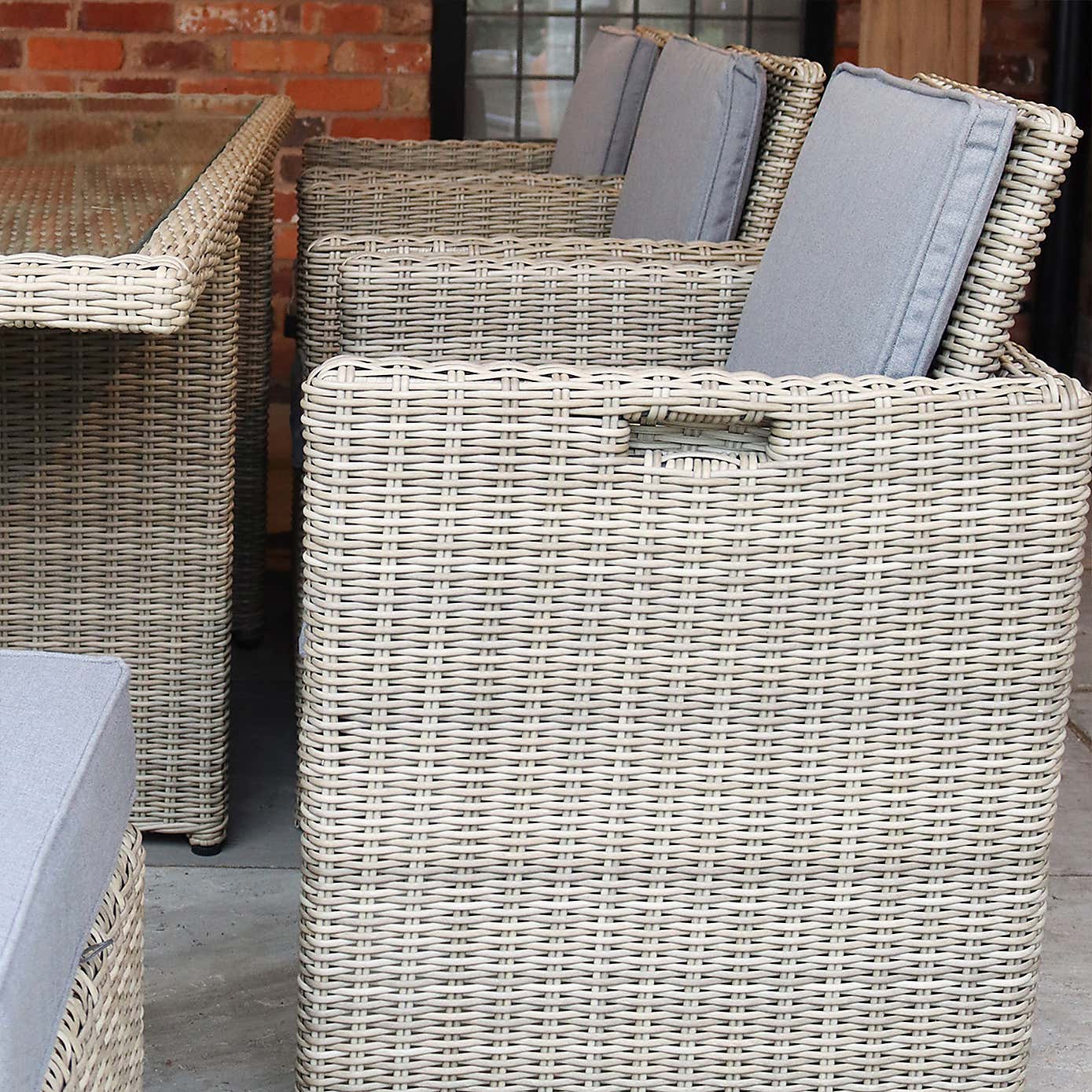 Wentworth 10 Seater Outdoor Cube Dining Set