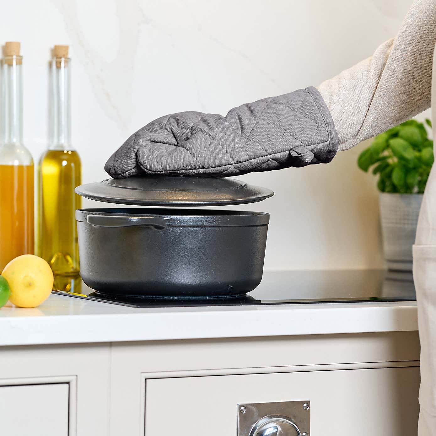 Dexam Set of 2 Love Colour Single Oven Gloves