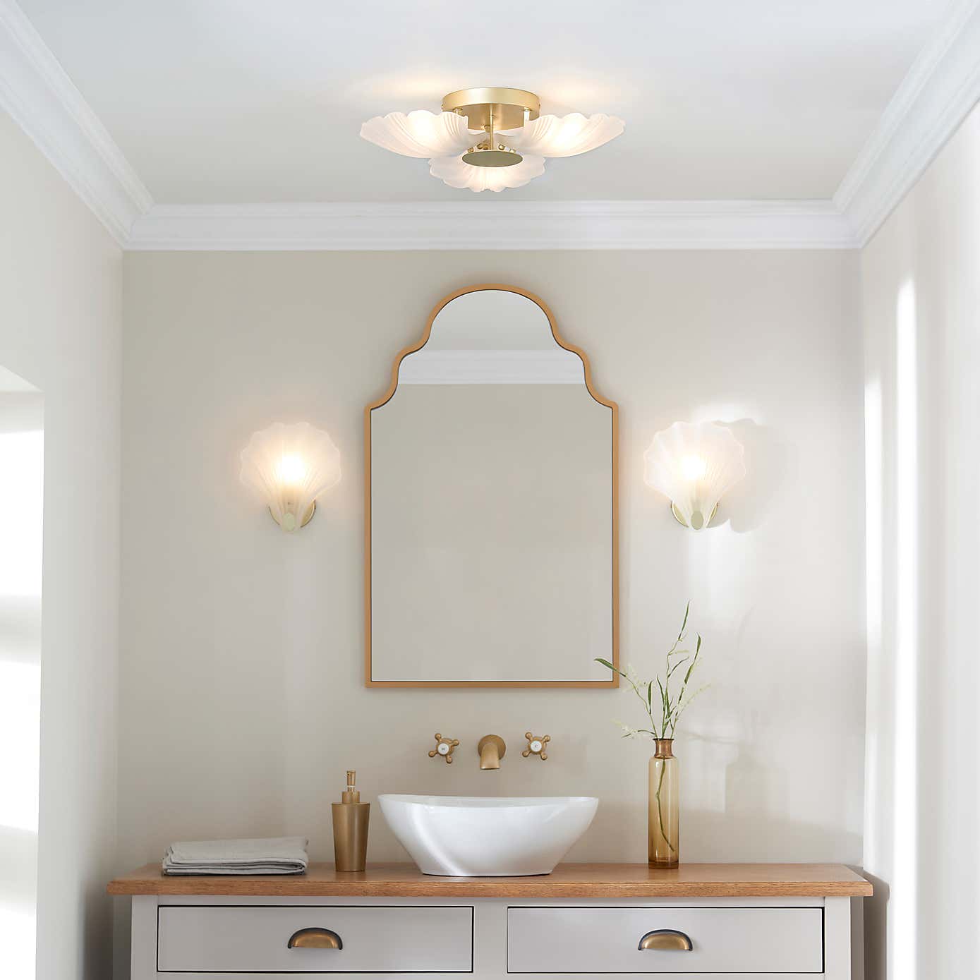 Shell Coastal Bathroom Wall Light