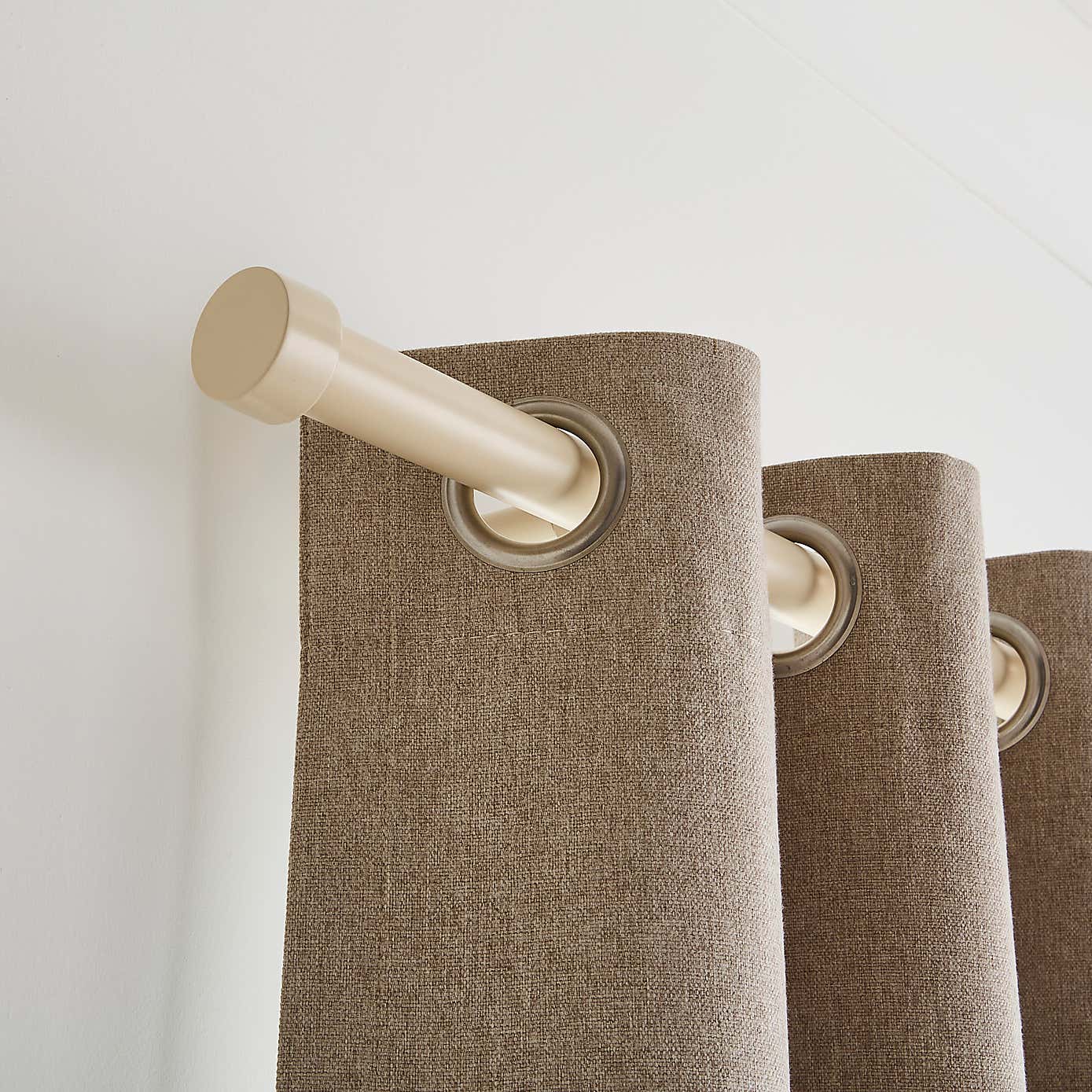 Trinity Metal Eyelet Curtain Pole