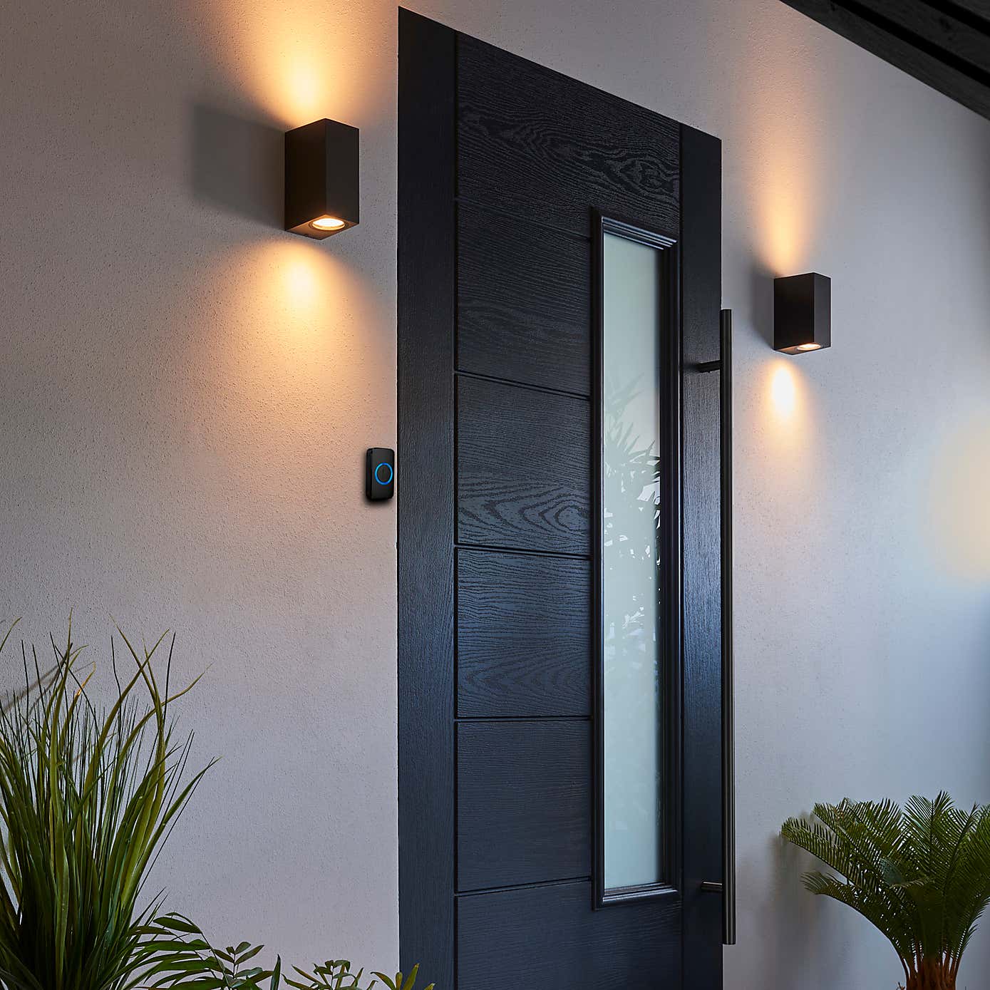 Lamont Outdoor Wall Light