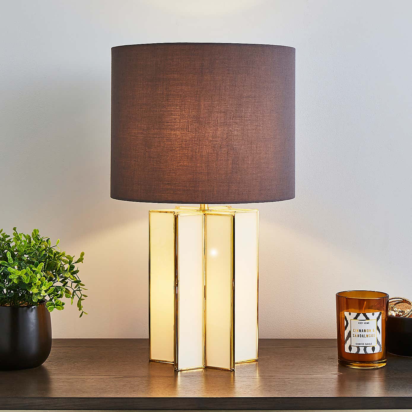 Virgo Green Star Glass Table Lamp