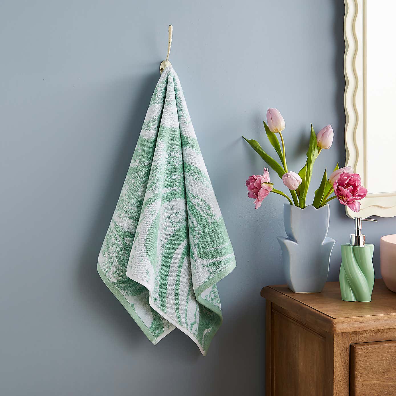 Marble Jacquard 100% Cotton Hand Towel
