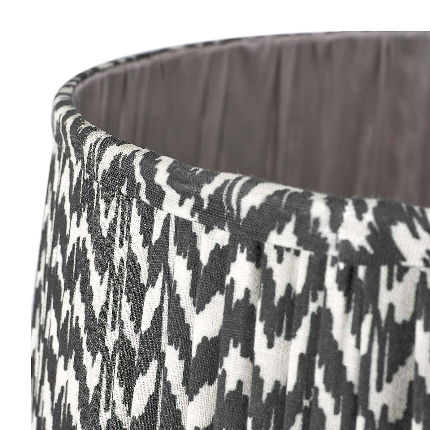 Vienna Chevron Mushroom Pleat Shade