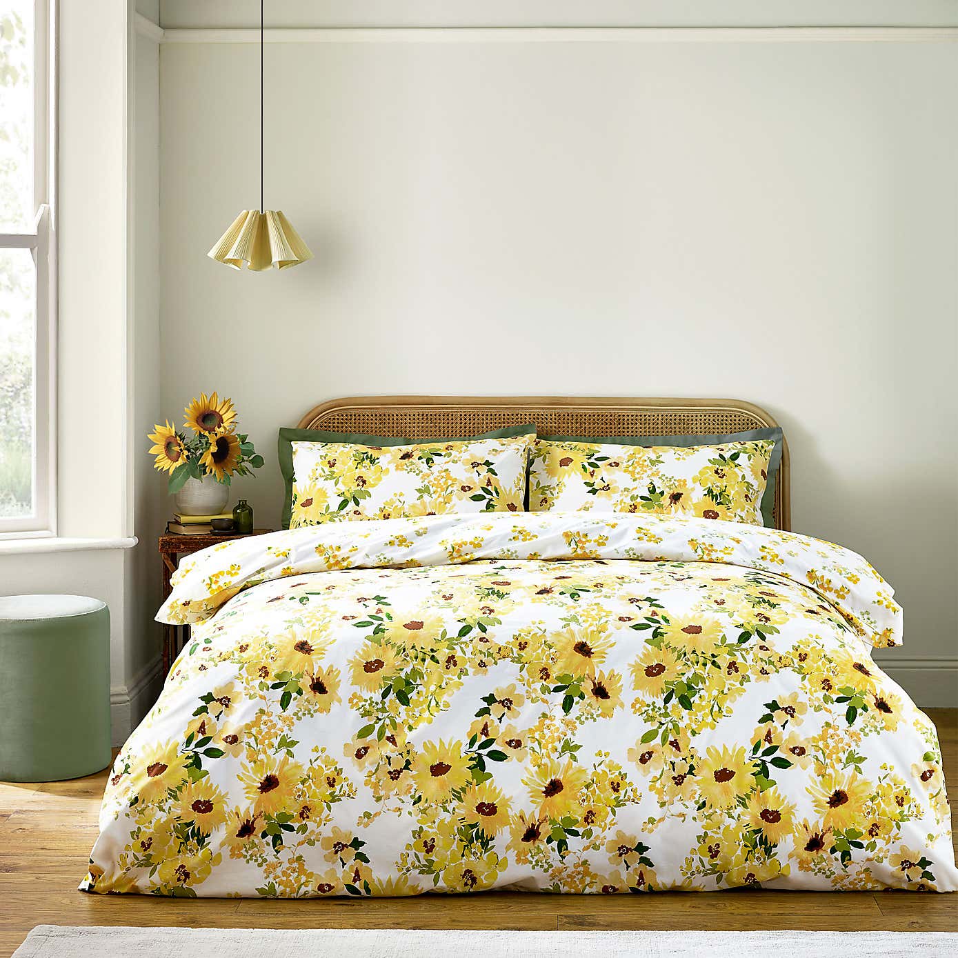 Catherine Lansfield Sunflowers Reversible Duvet Cover & Pillowcase Set