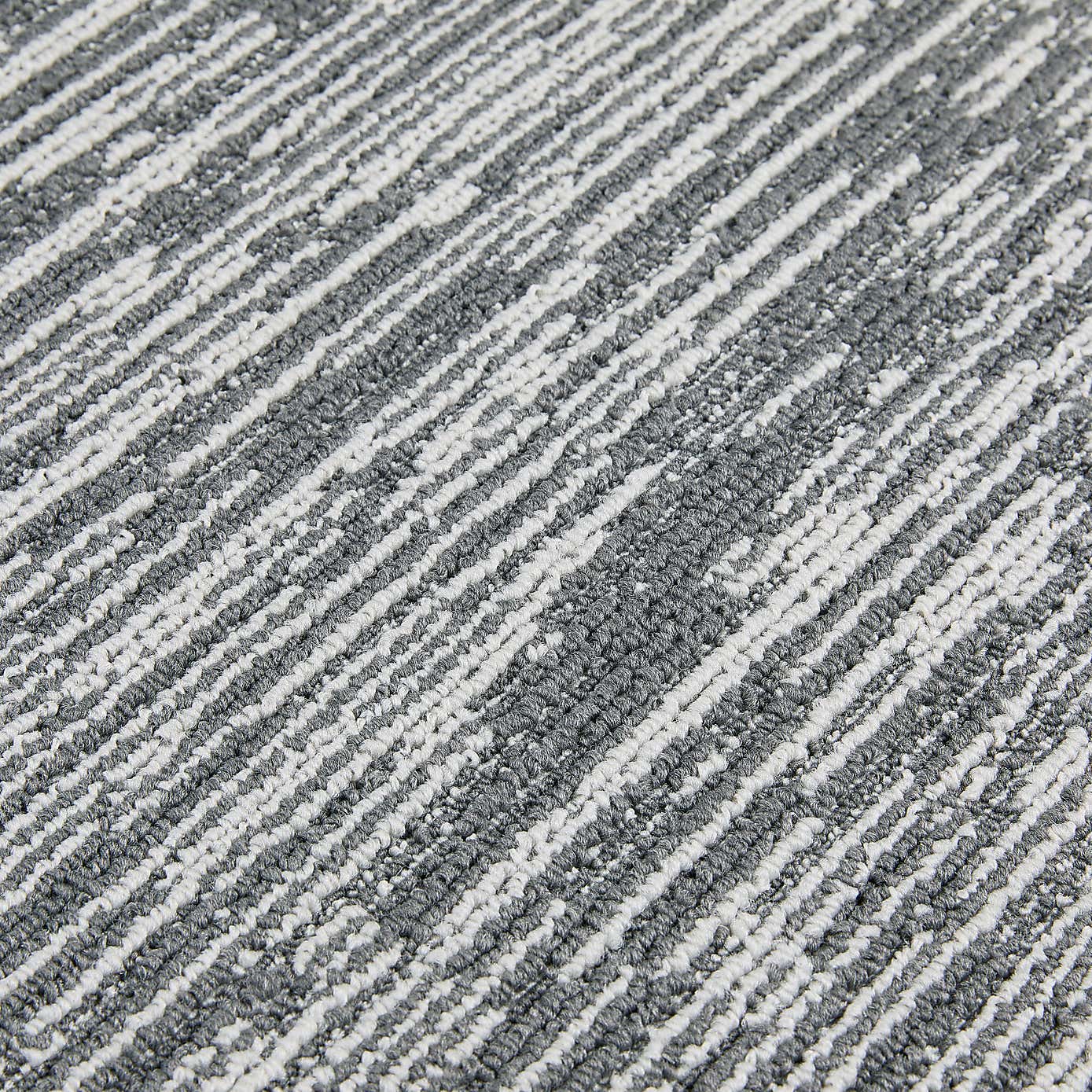 Marvel Broken Stripe Hard-wearing Washable Utility Mat