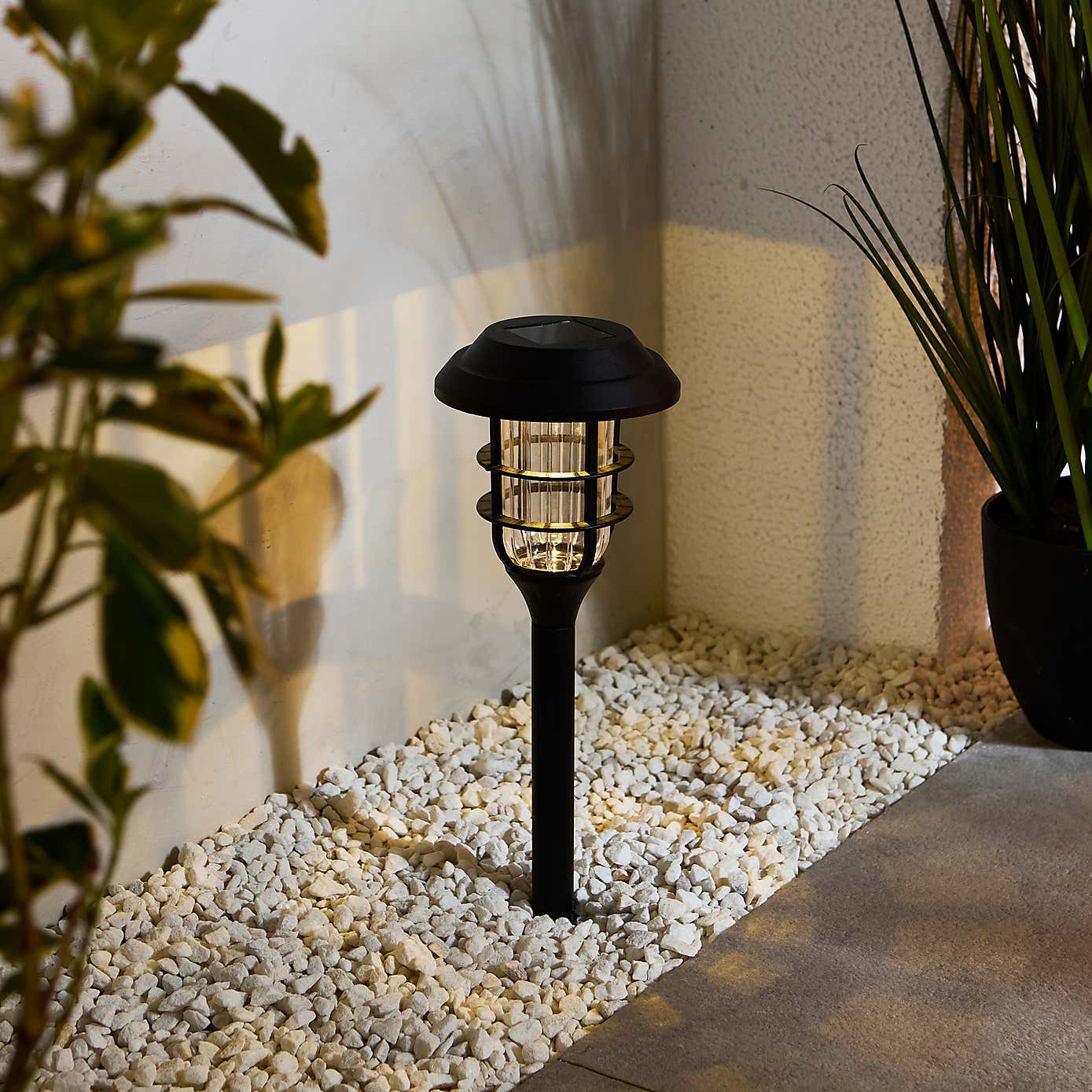 Solar LED Indoor Outdoor Stake Light