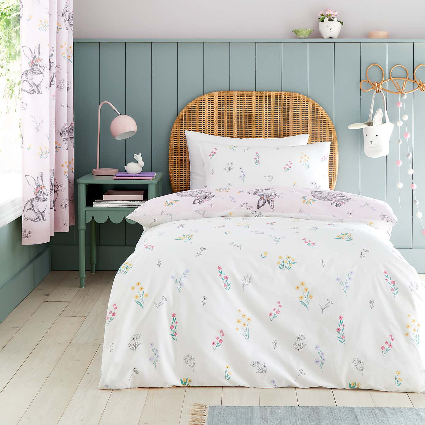 Catherine Lansfield Bunny Tails Ditsy Flowers Duvet Cover and Pillowcase Set