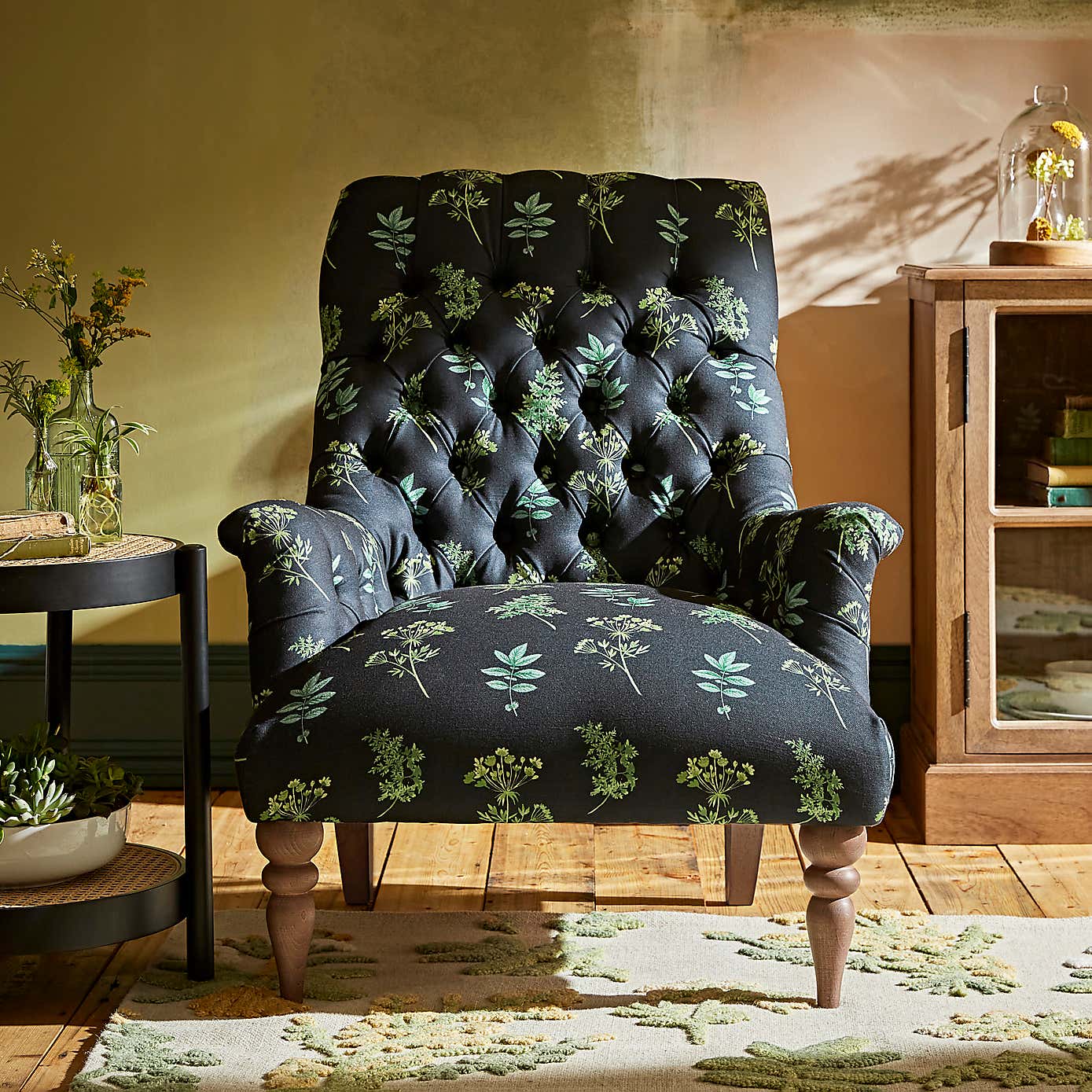 Bibury Marsh Botanical Print Armchair