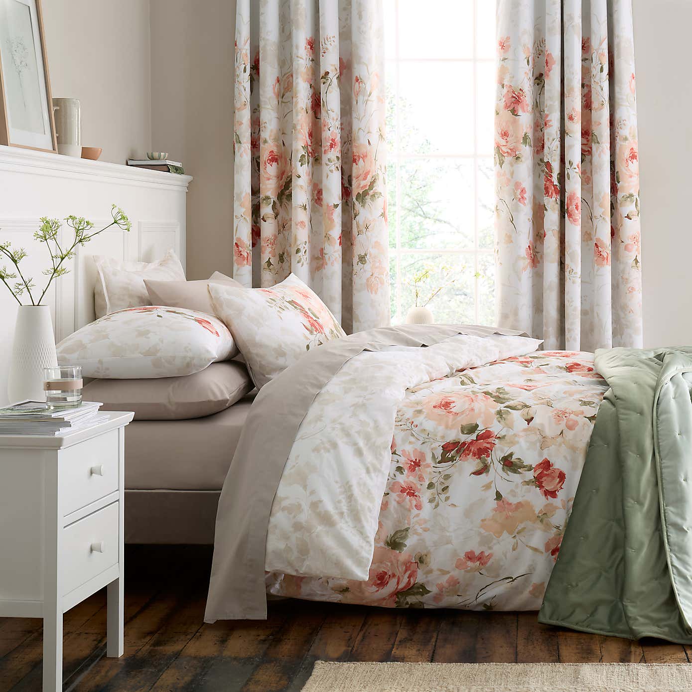 Evelyn Rose Coral Duvet Cover and Pillowcase Set