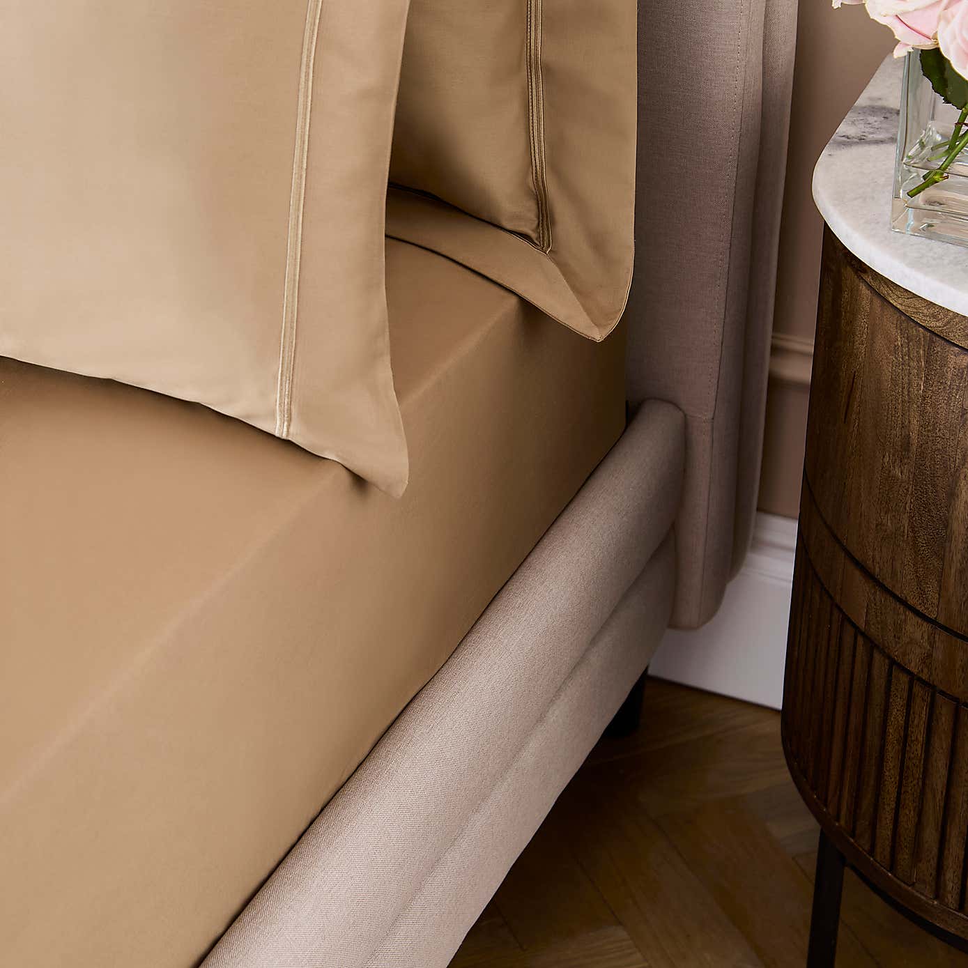 Dorma Cotton Sateen 800 Thread Count Fitted Sheet