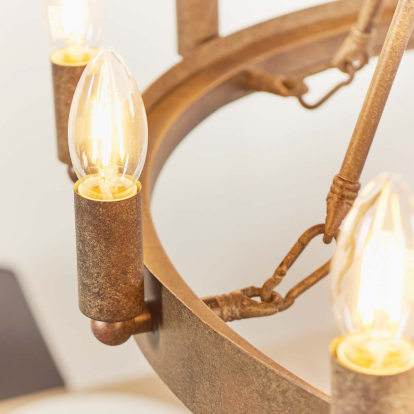 Vogue Lannister 12 Light Pendant Light