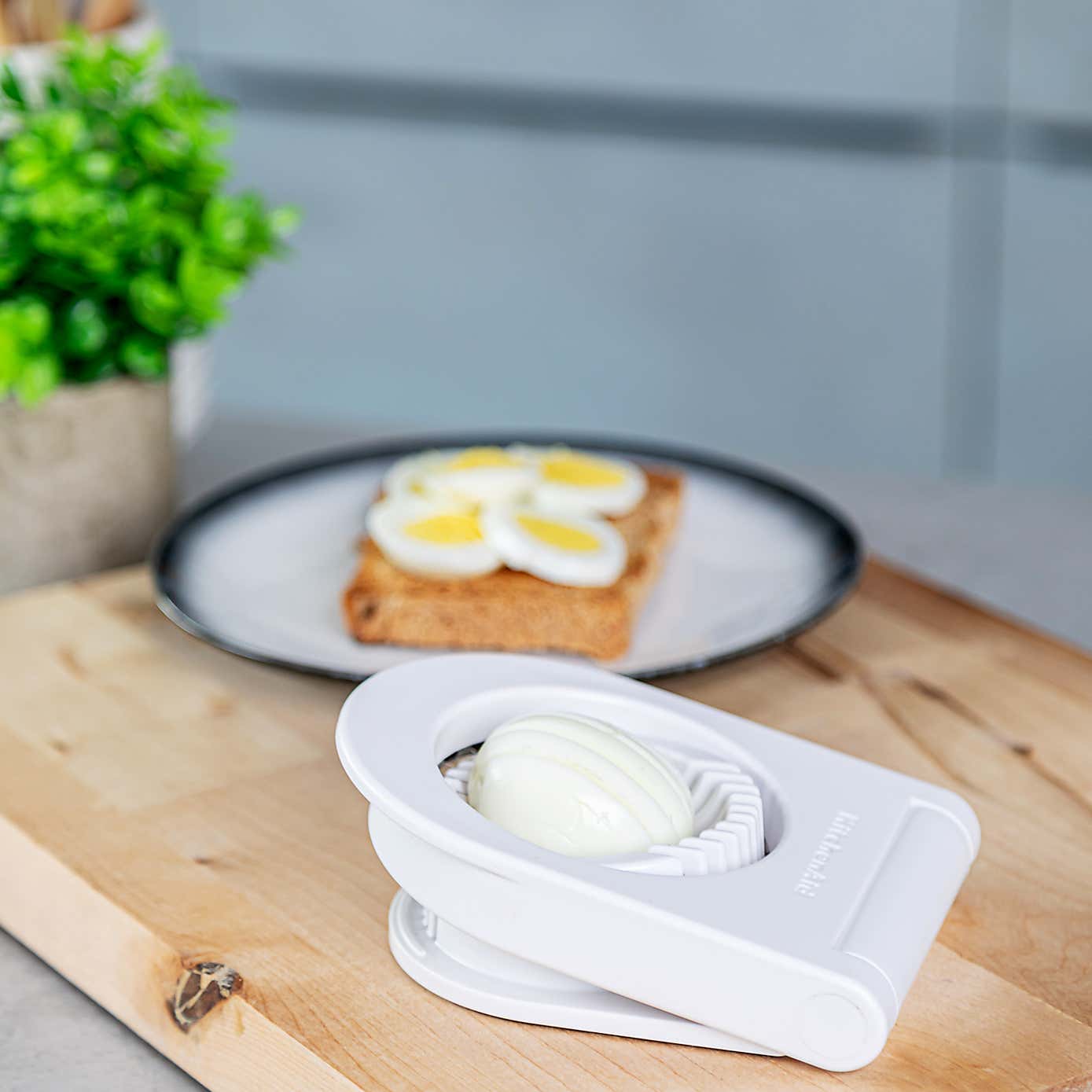 KitchenAid White Egg Slicer