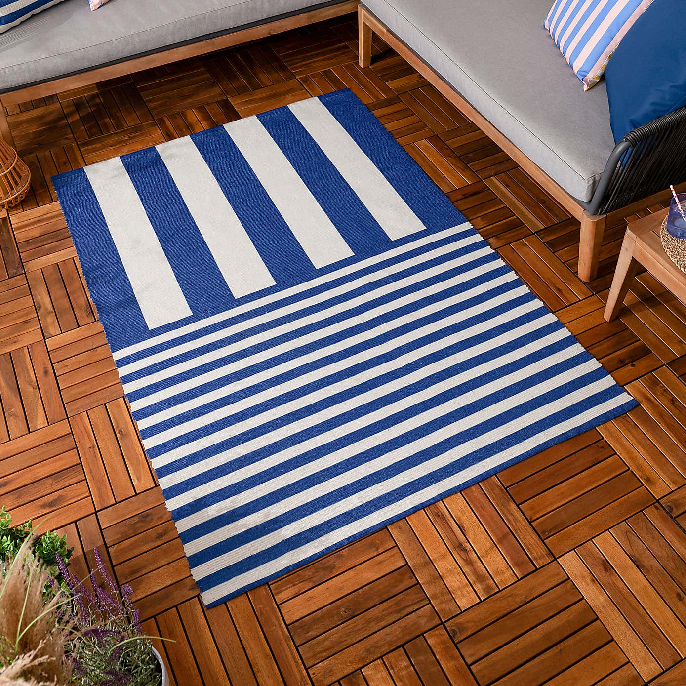 Furn Deck Stripe Indoor Outdoor Rug