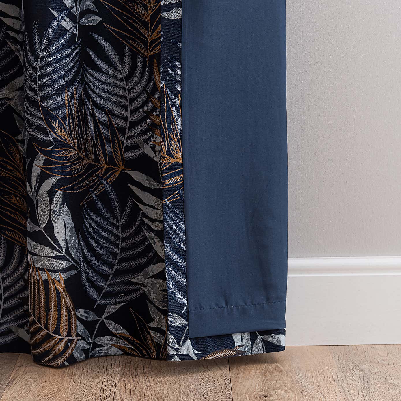 Leaf Jacquard Eyelet Curtains