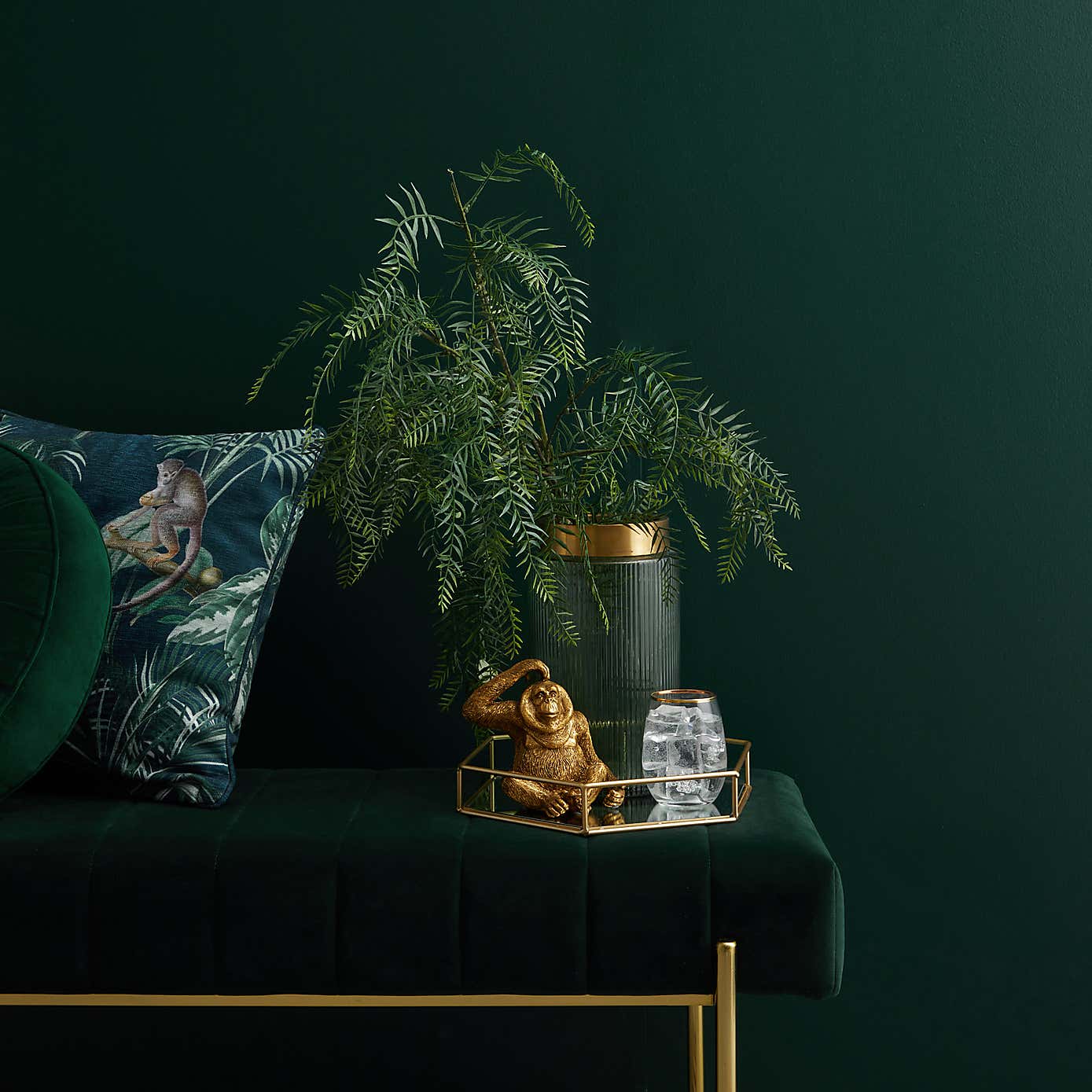 Dunelm Bottle Green Eggshell Emulsion Paint