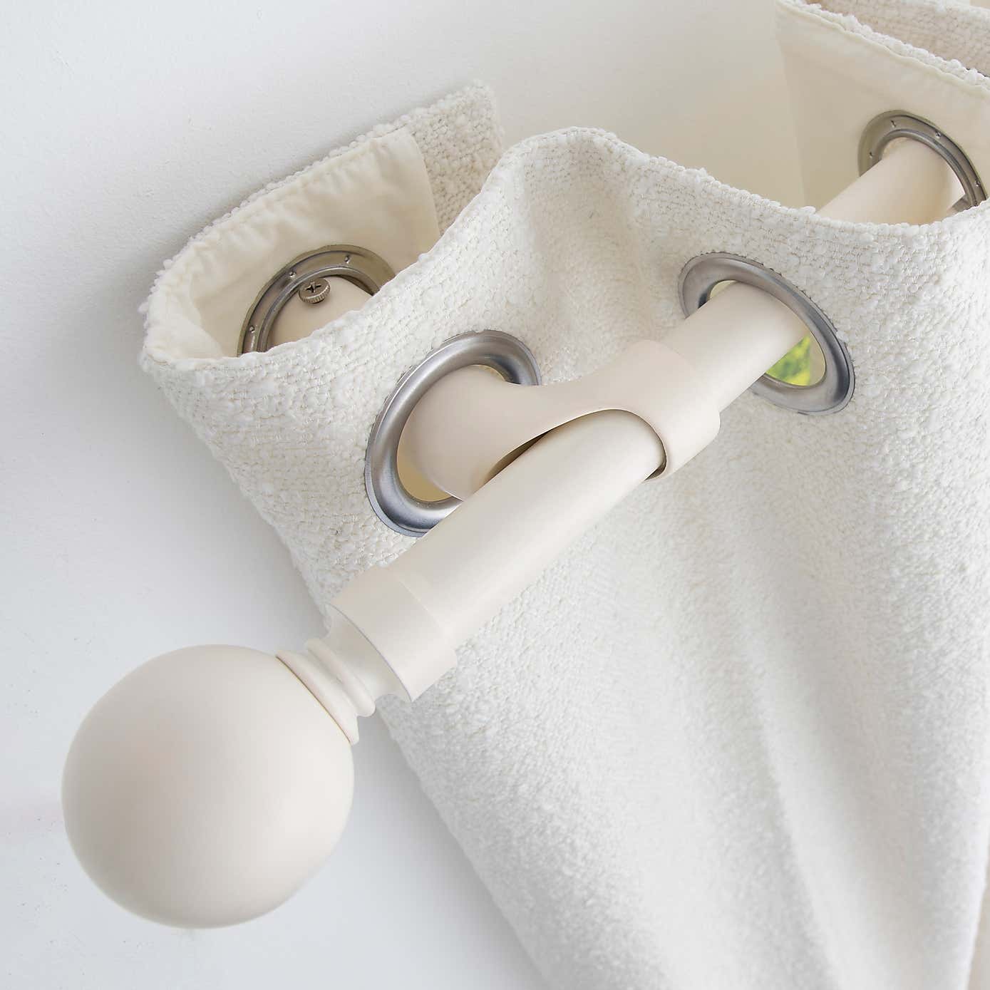 Room Darkening Blackout 25/28mm Metal Extendable Curtain Pole