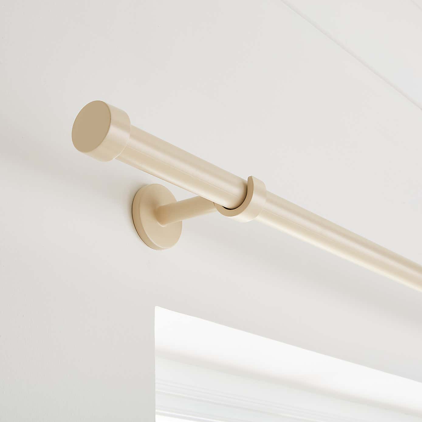 Trinity Metal Eyelet Curtain Pole