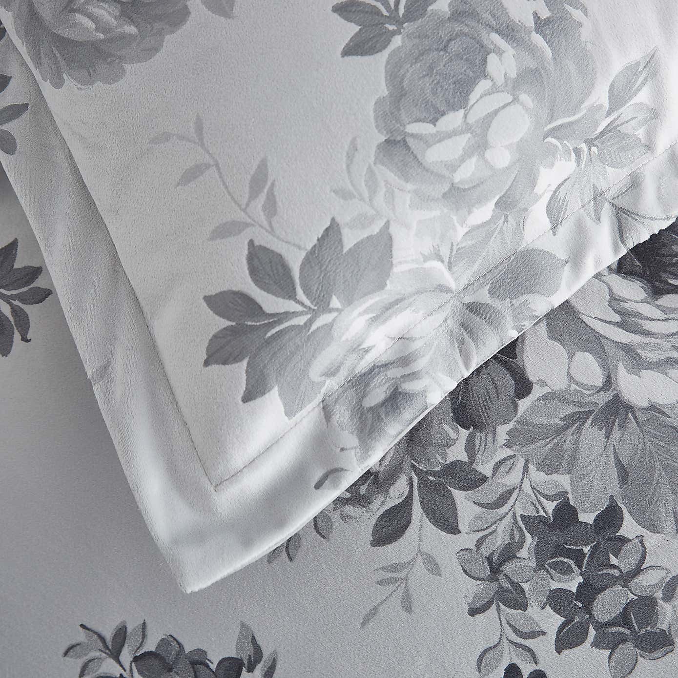 Cassidy Rose Silver Oxford Pillowcase