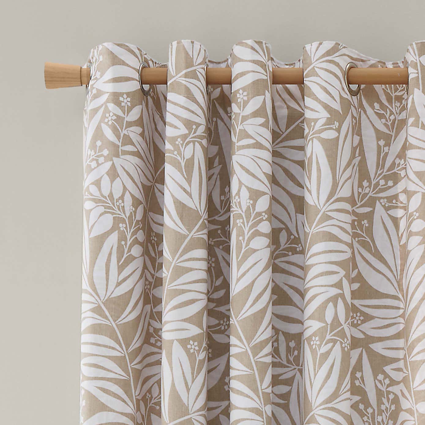 Catherine Lansfield Sorrel Leaves Reversible Eyelet Curtains