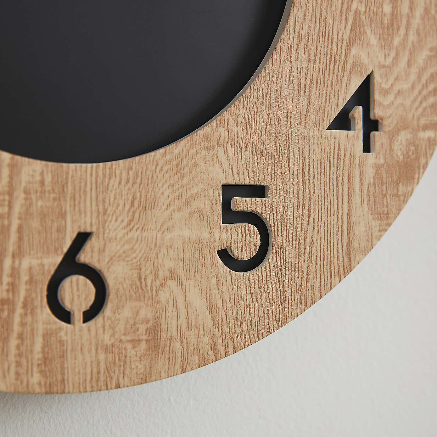 Light Oak Clock 26cm Black
