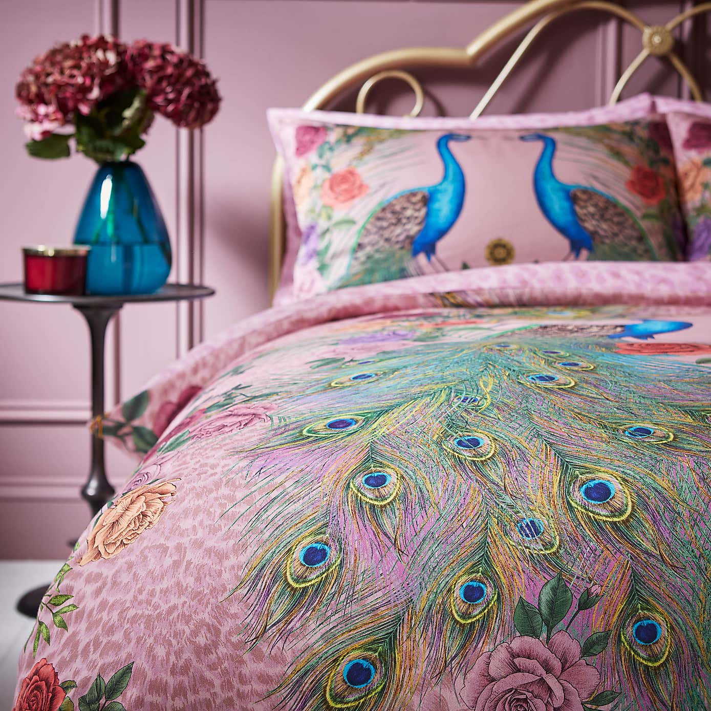 Matthew Williamson Xanadu Peacock 200 Thread Count Cotton Pink Duvet Cover and Pillowcase Set
