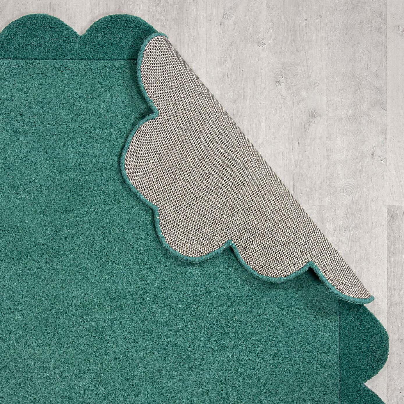 Milo Scallop Plain Wool Runner