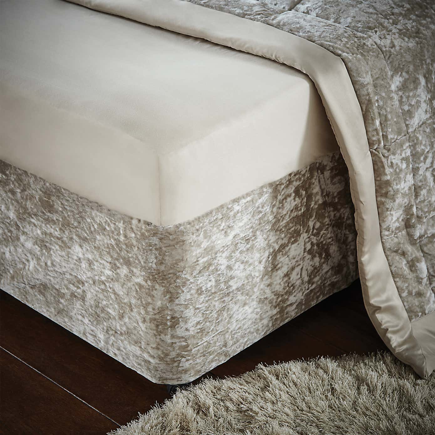 Catherine Lansfield Crushed Velvet Divan Base Bed Wrap
