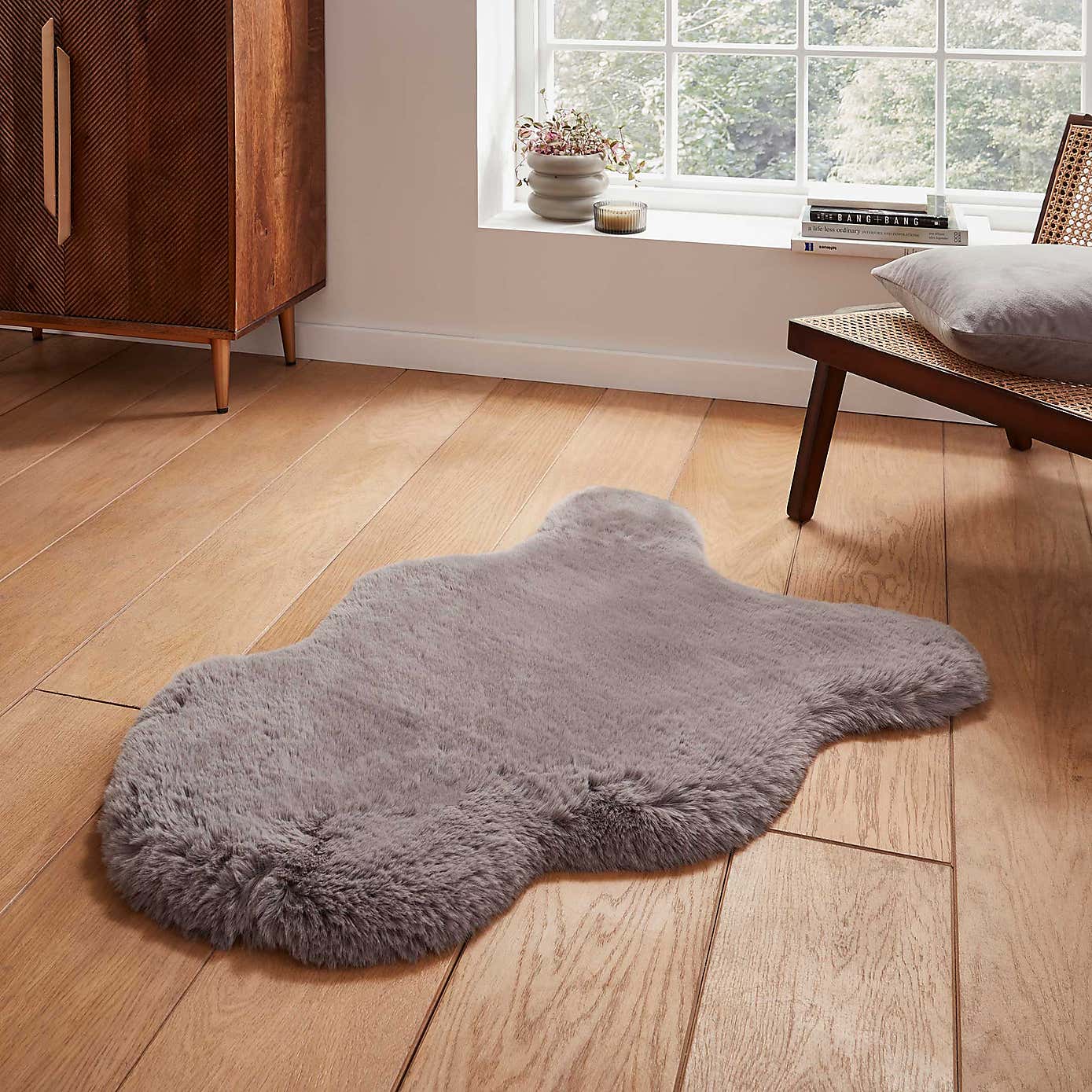 Super Teddy Sheepskin Rug