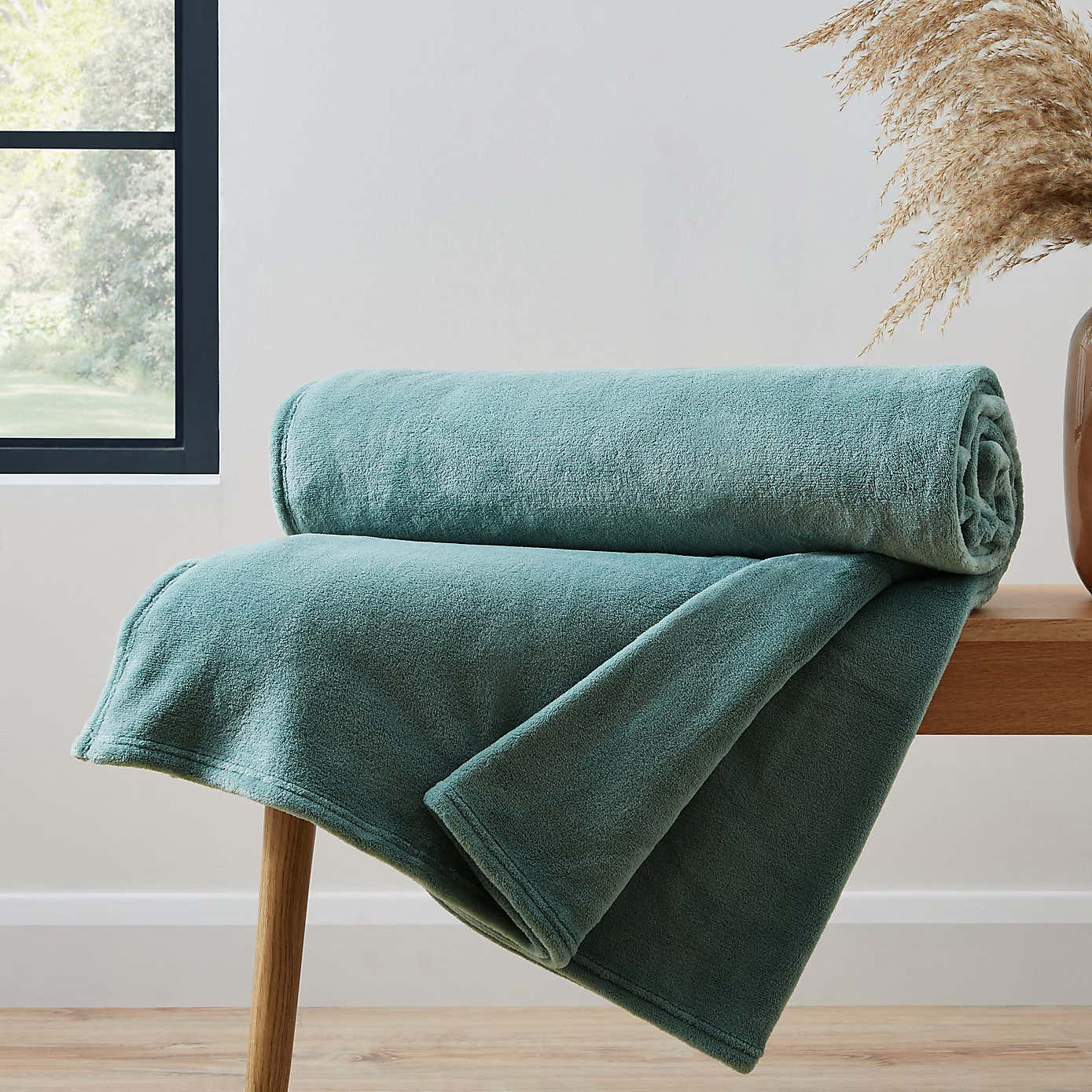 Supersize Family 245cm x 280cm Throw