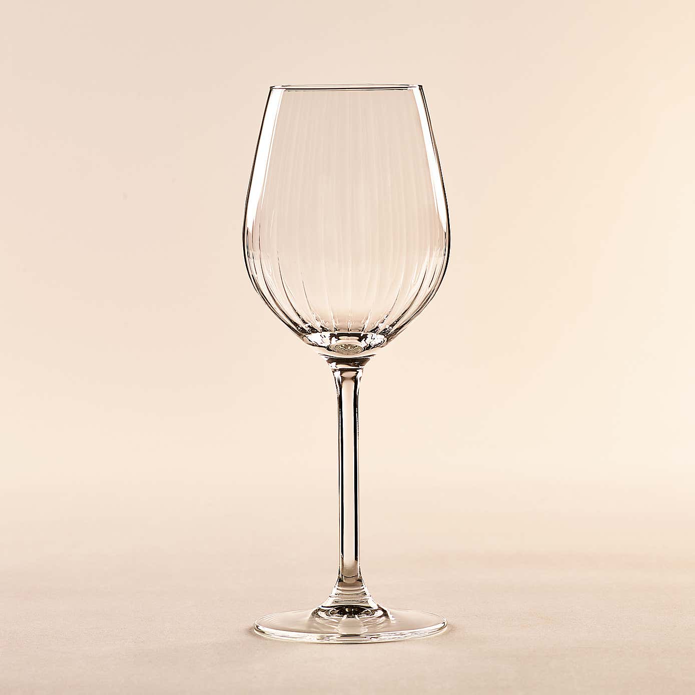 Plisse White Wine Glass