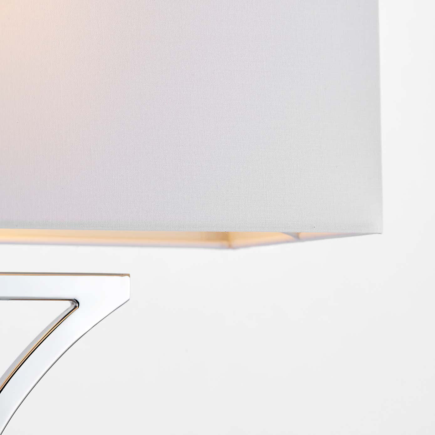 Vogue Epalle Table Lamp Chrome