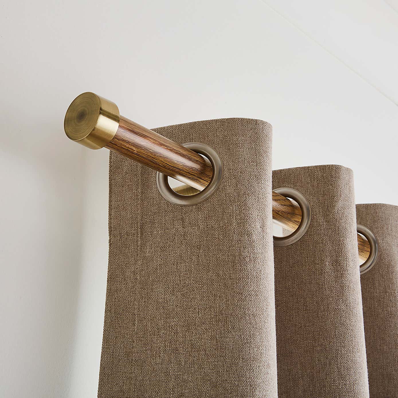 Trinity Wrapped Fixed Metal Eyelet Curtain Pole