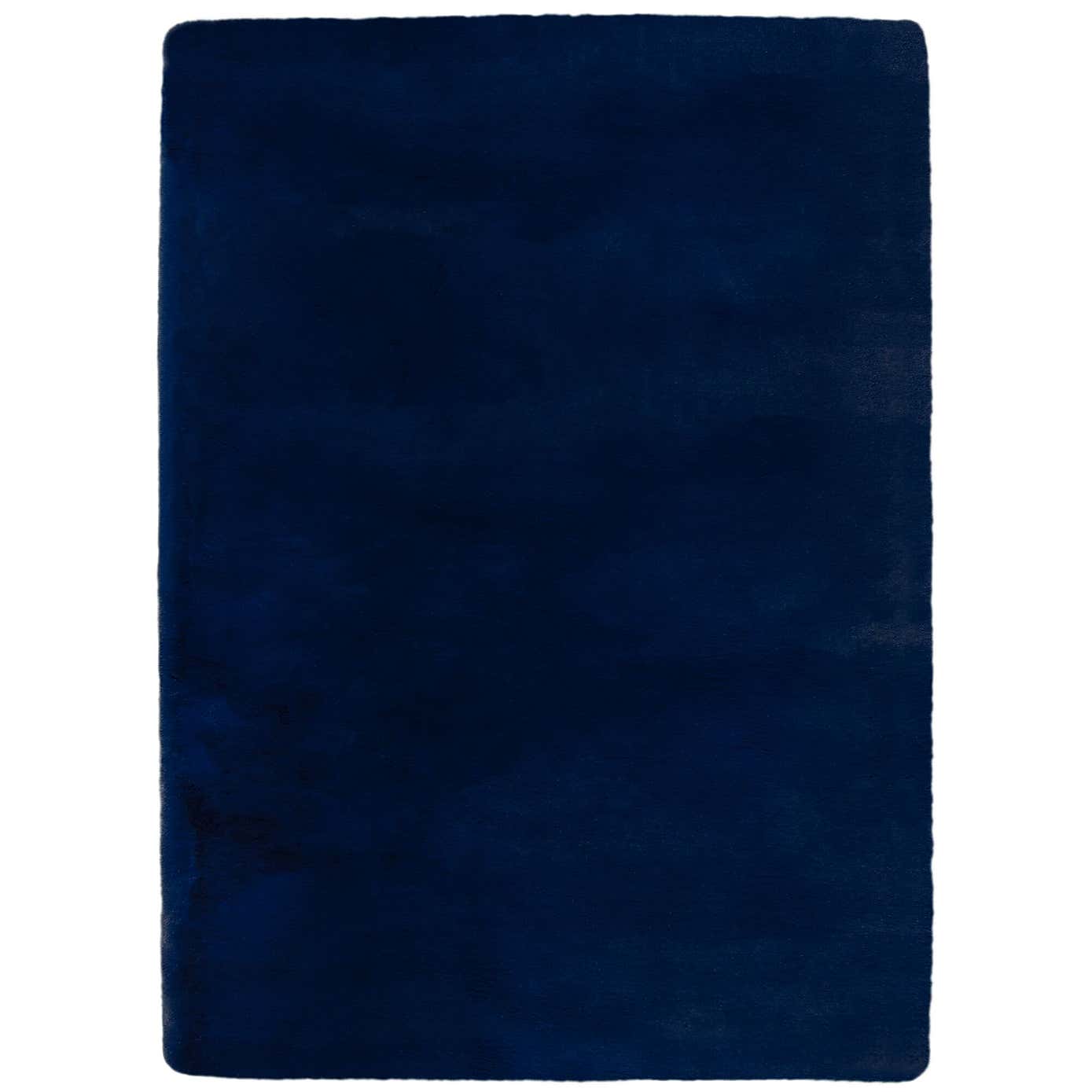 Ivy Luxury Faux Fur Rug