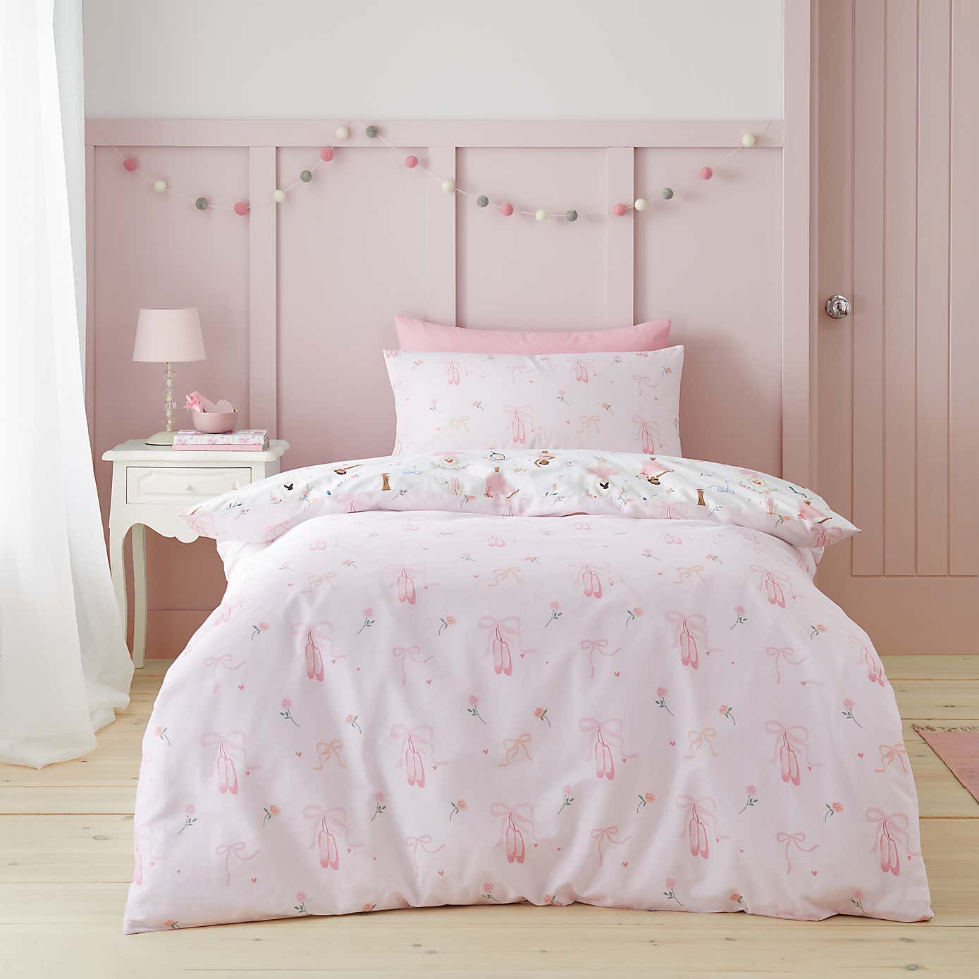 Ballet Dancer Duvet Cover and Pillowcase Set