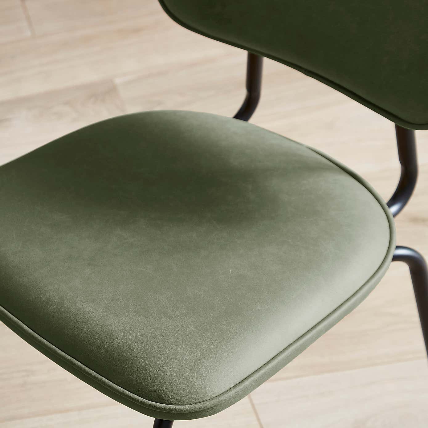 Barker Set of 2 Dining Chairs