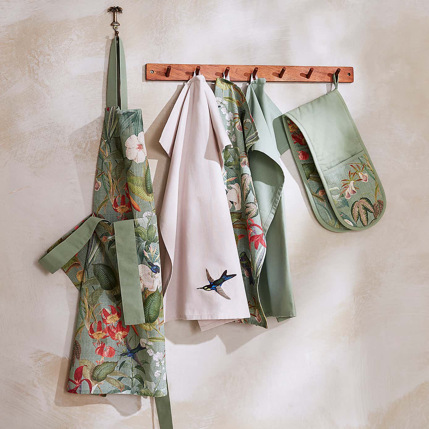 Botanical Bird Double Oven Glove