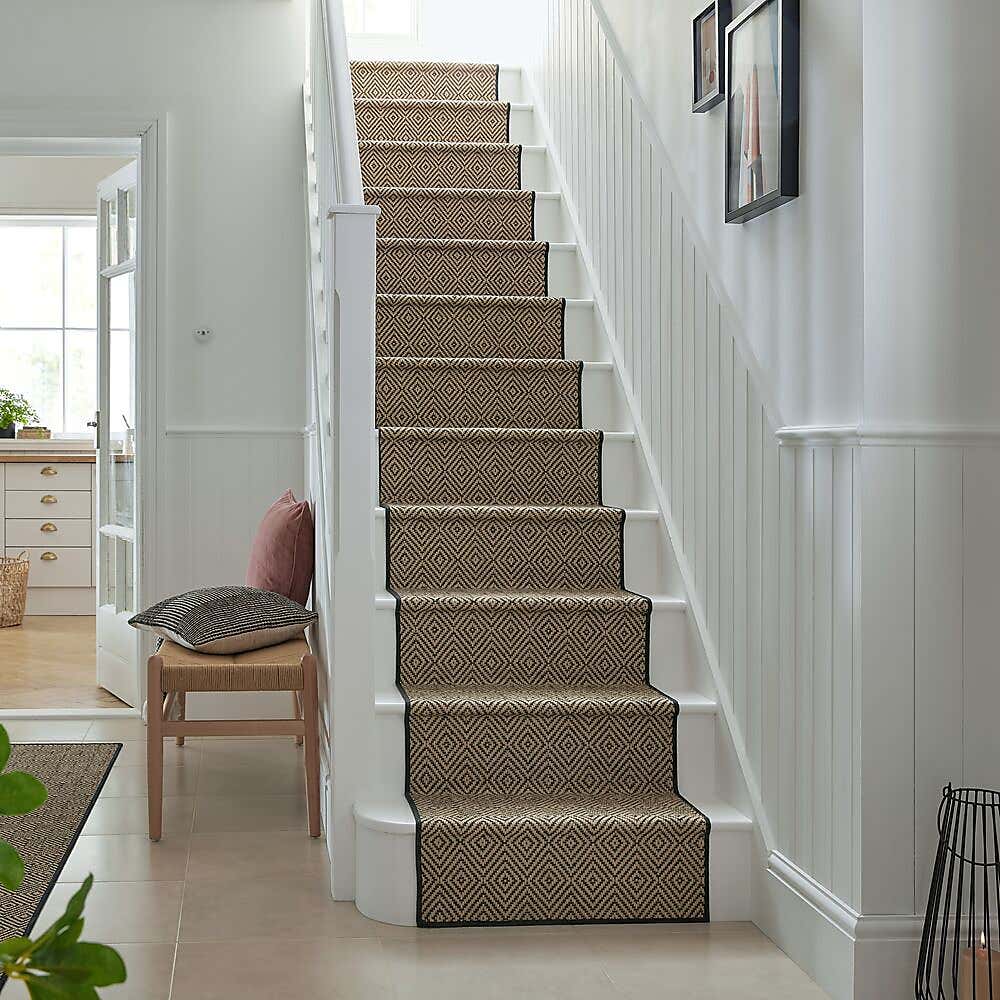 Diamond Jute Border Stair Runner