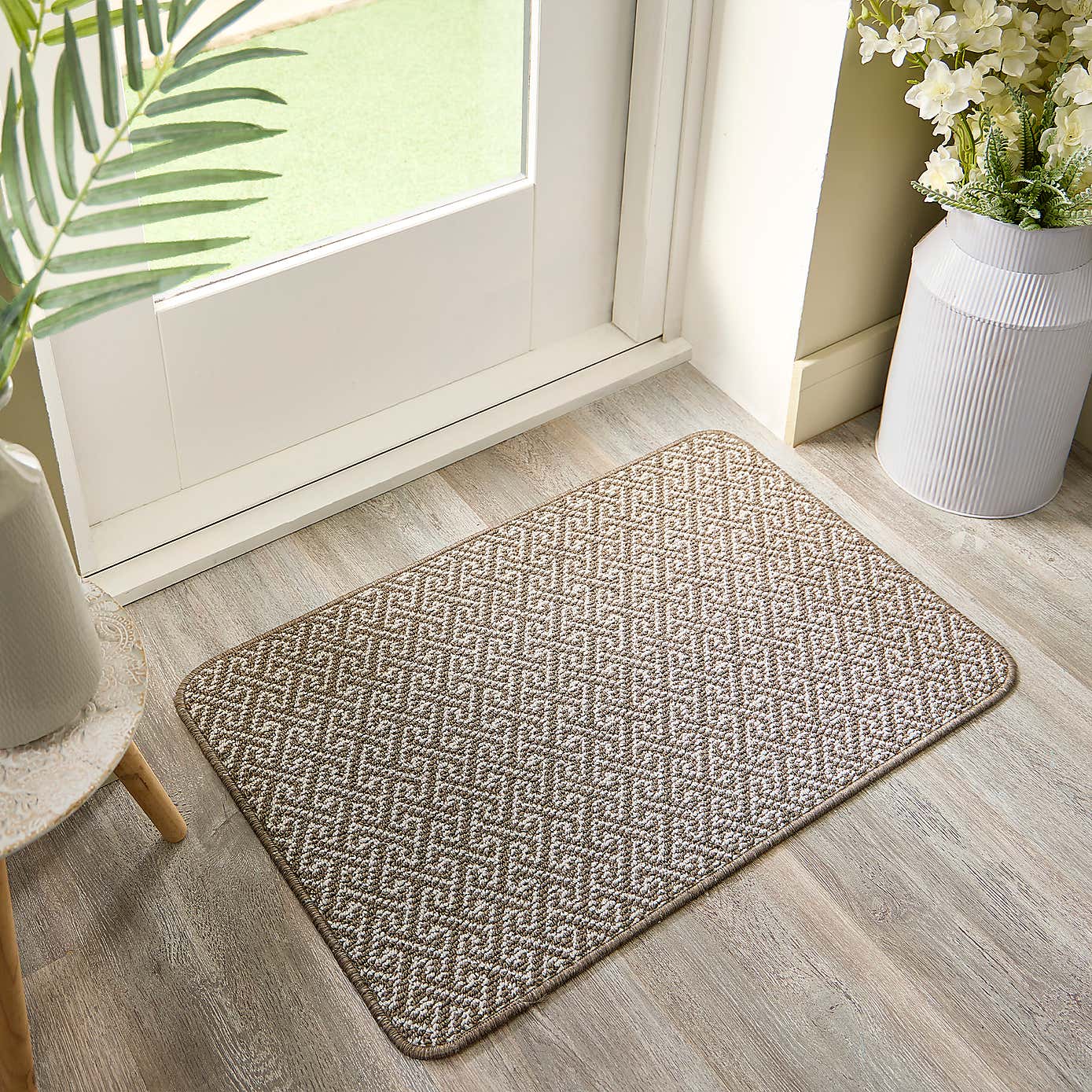 Marvel Boucle Greek Key Washable Doormat