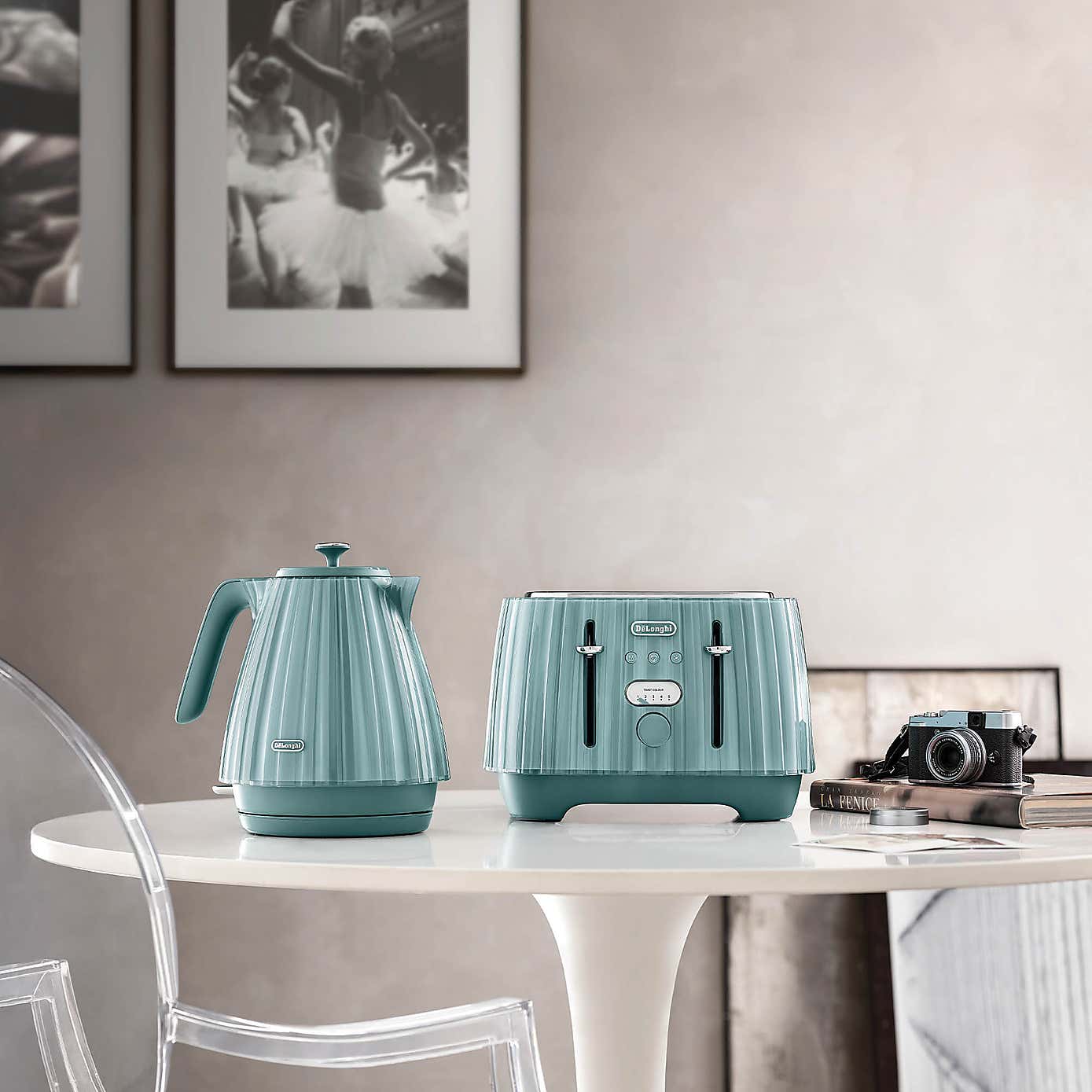 Delonghi 1700ml Ballerina Kettle