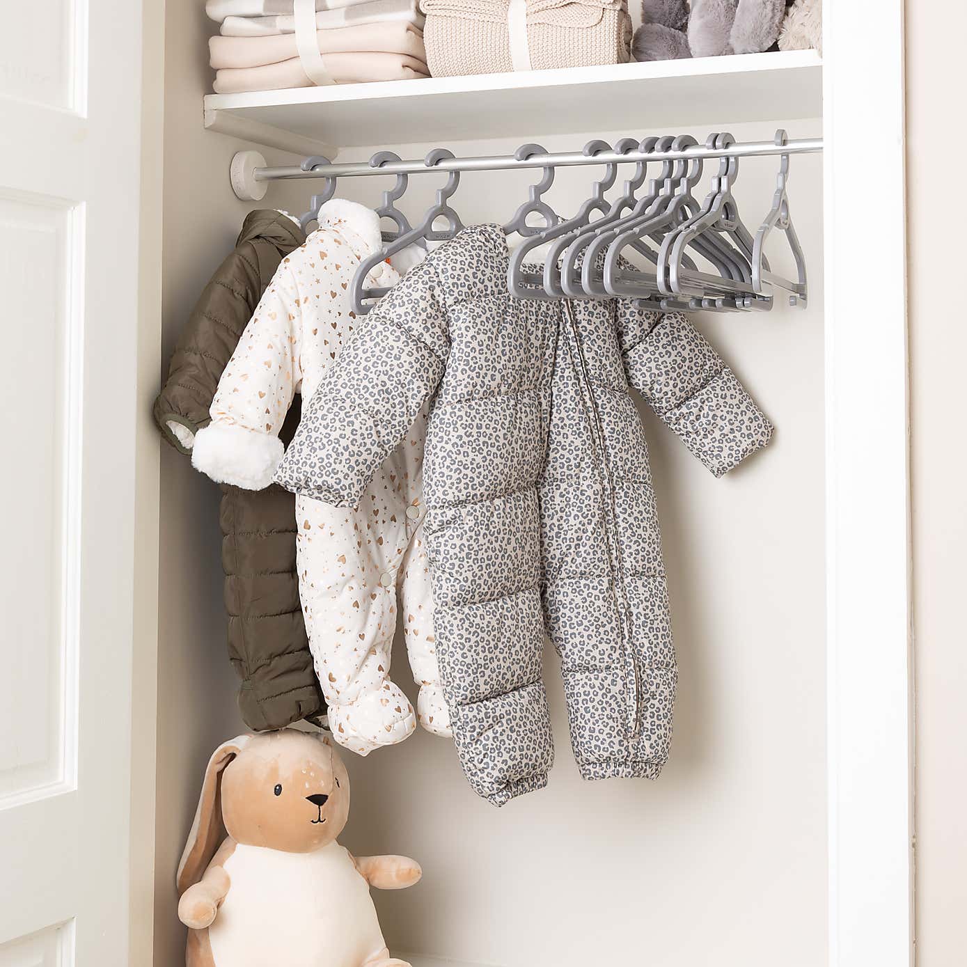 Pack of 12 Wham Junior Clothes Hangers