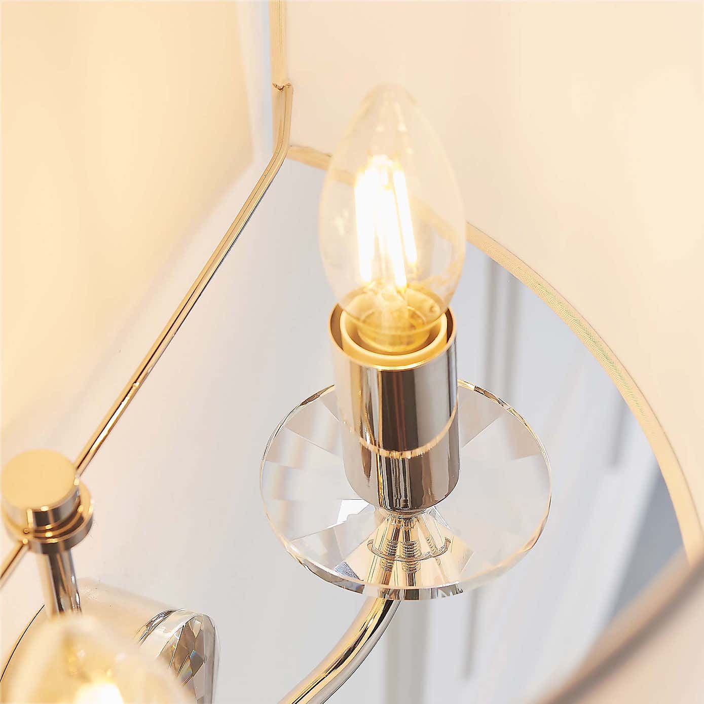 Vogue Lighting Crystal Katarina Wall Light