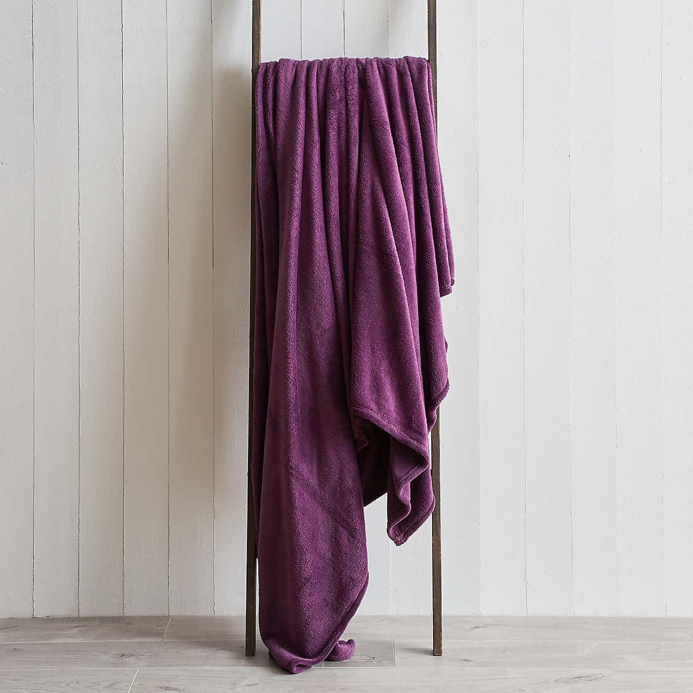 Seriously Soft 220cm x 220cm Throw