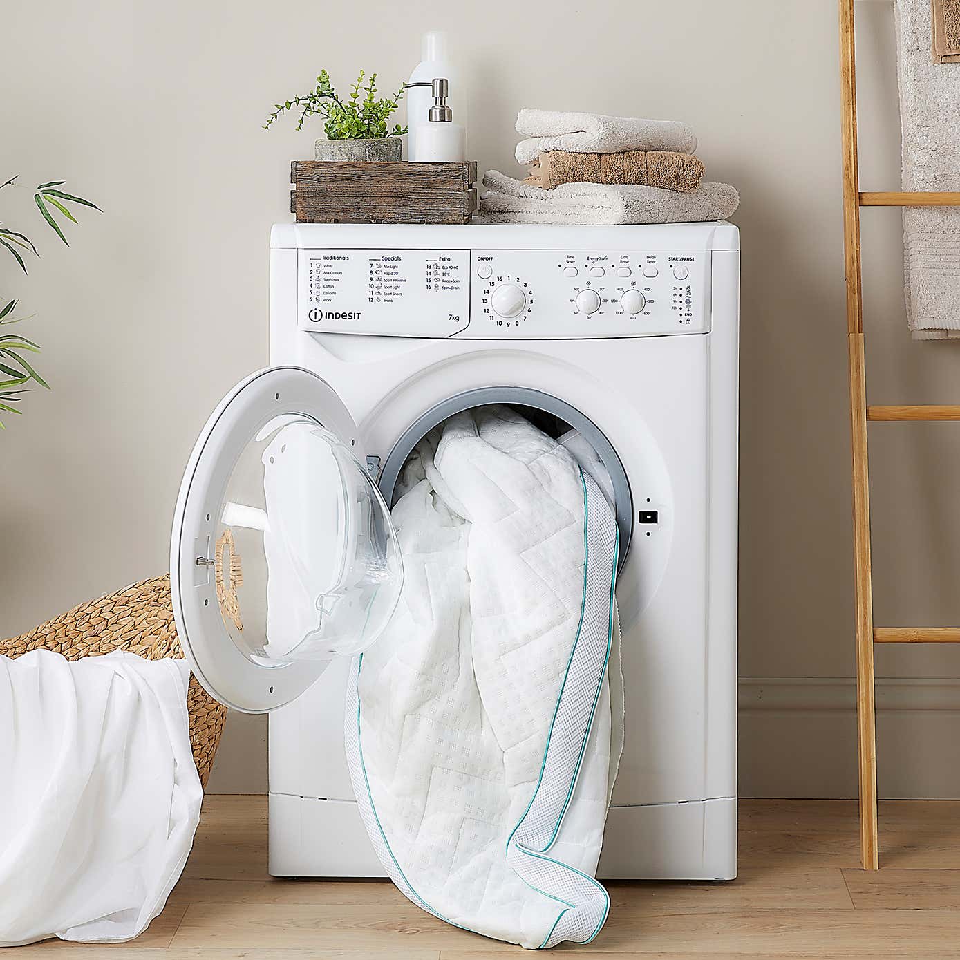 Snuggledown Fresh and Healthy Mattress Topper