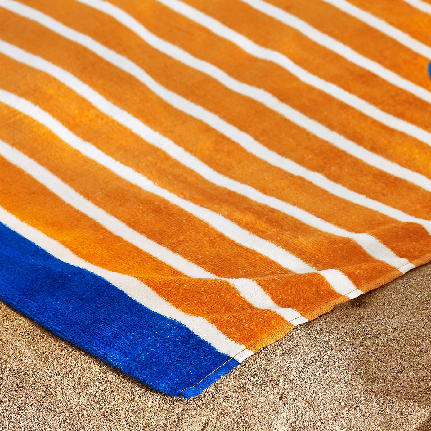 Catherine Lansfield Hot Dog Beach Towel