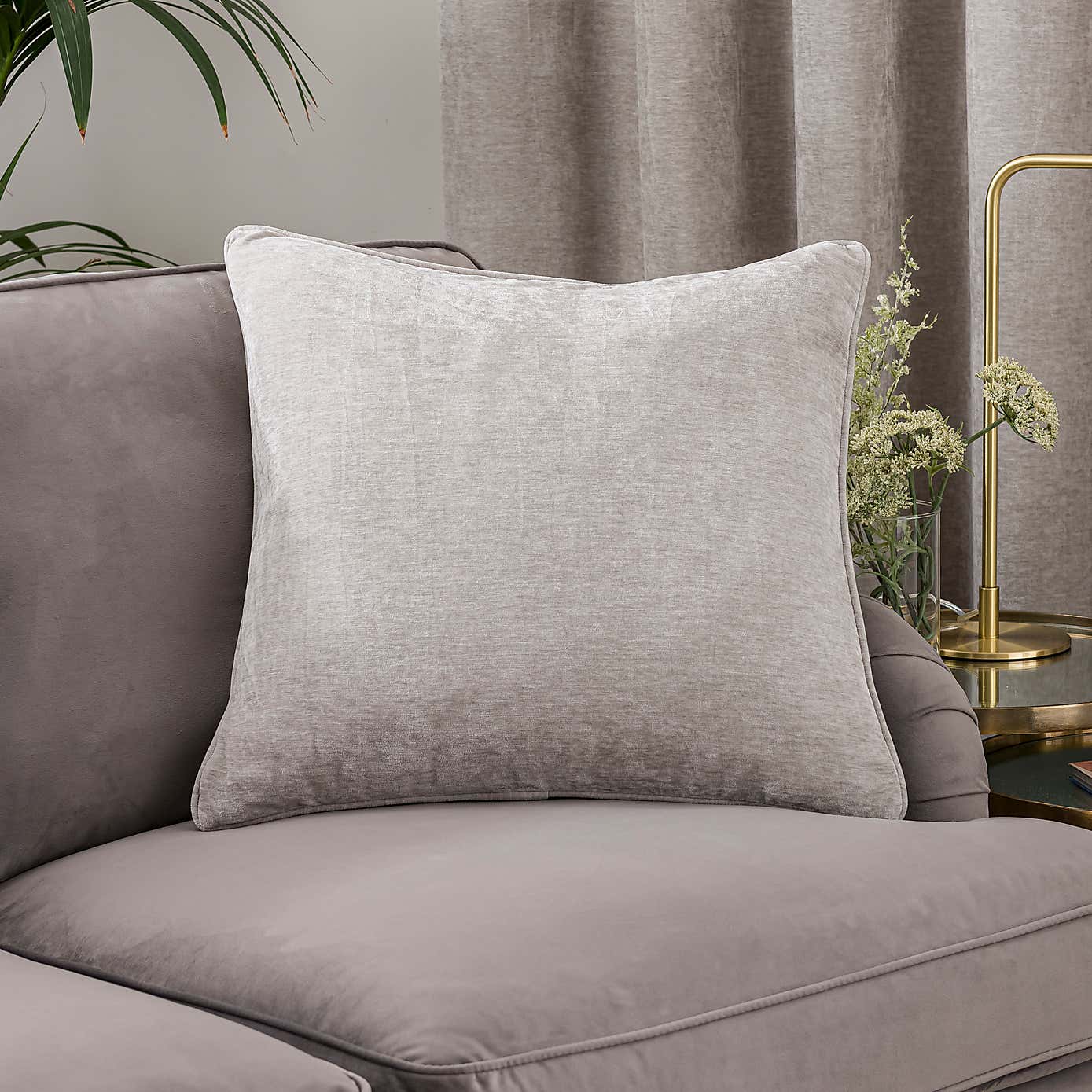 Vintage Chenille Square Cushion