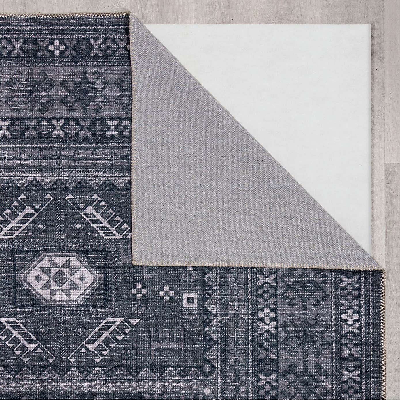 Kasra Traditional Washable Rug