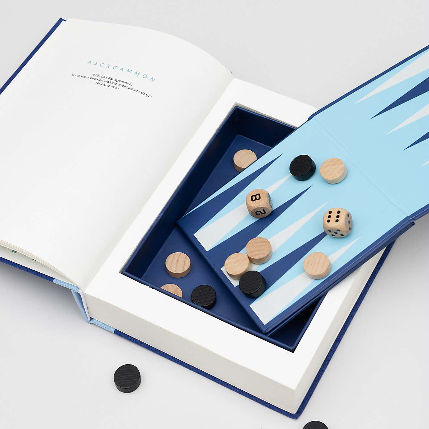 Luckies Backgammon In A Book Game